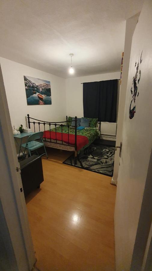 Merciful King Room, In Zone 2-3 런던 외부 사진